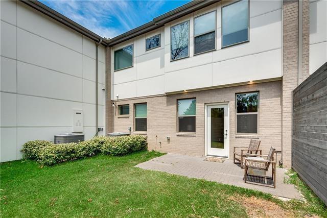 Deere Praire Twnhms - Residential Lease