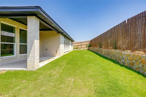 A home in Benbrook