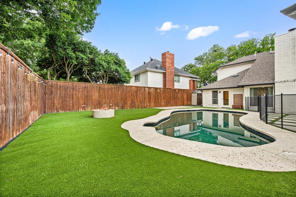4147 Woodside Knoll