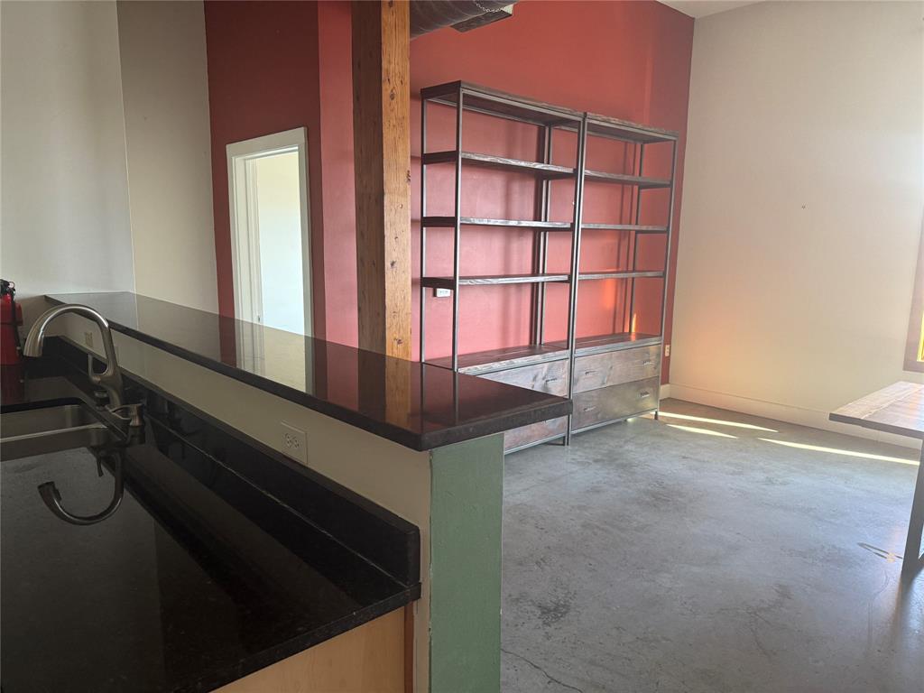 2502 Live Oak Street 228