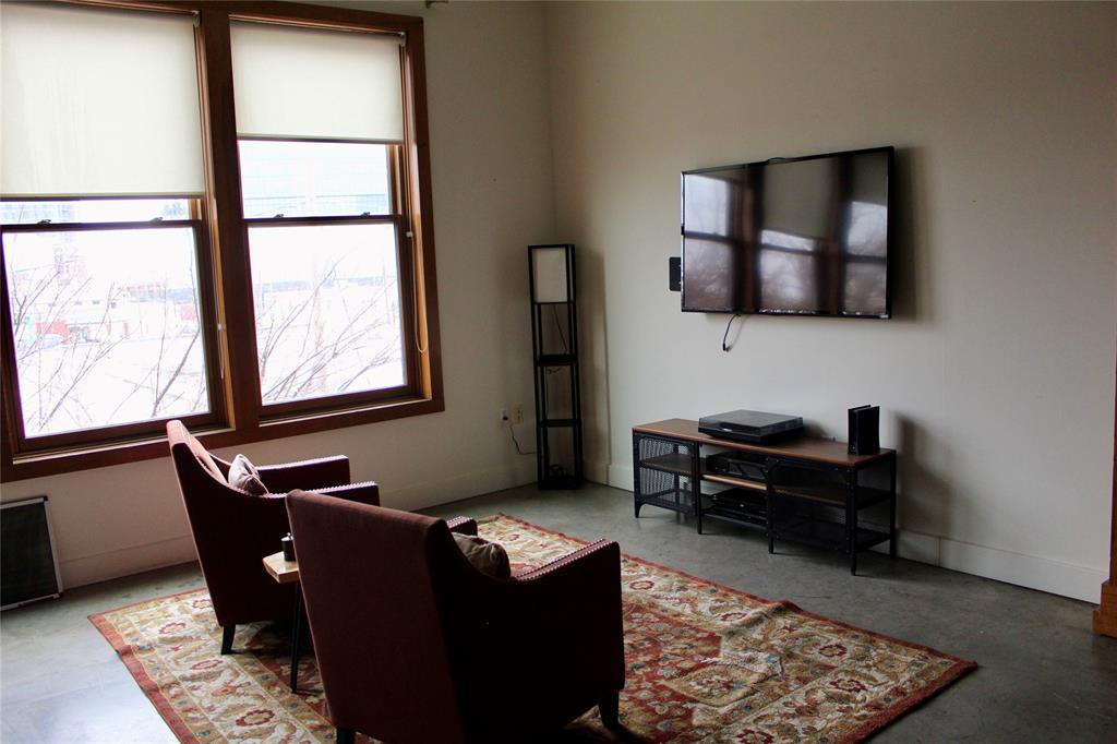 Live Oak Lofts Condo - Residential