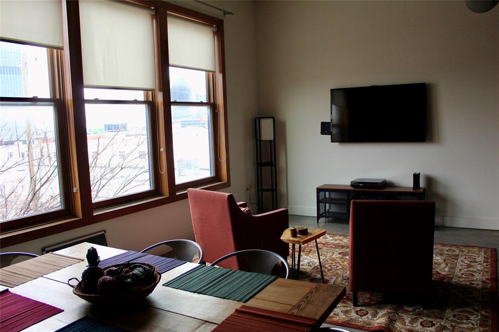 Live Oak Lofts Condo - Residential