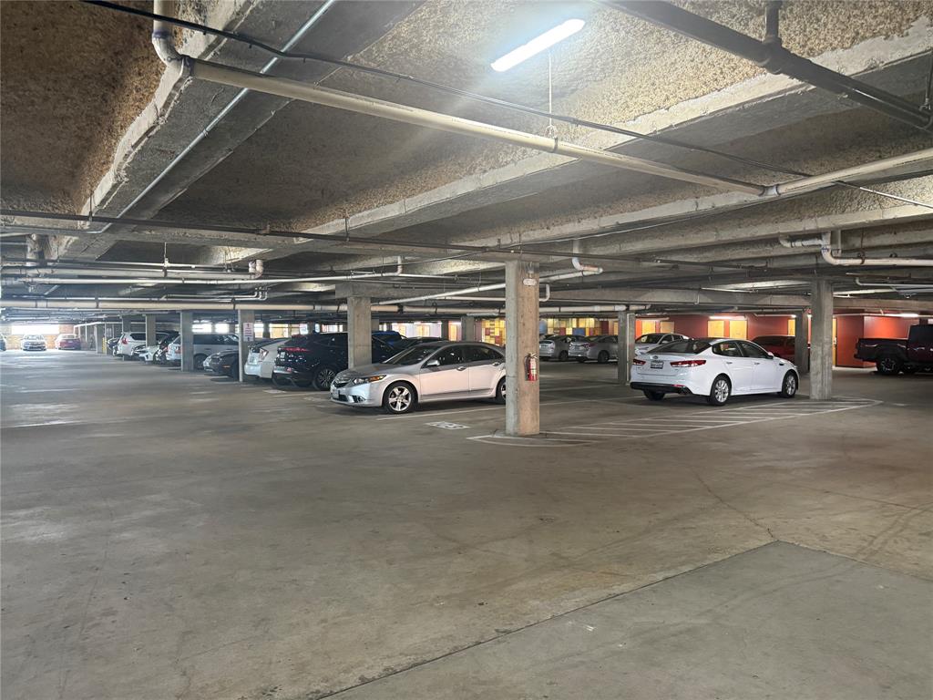 Live Oak Lofts Condo - Residential