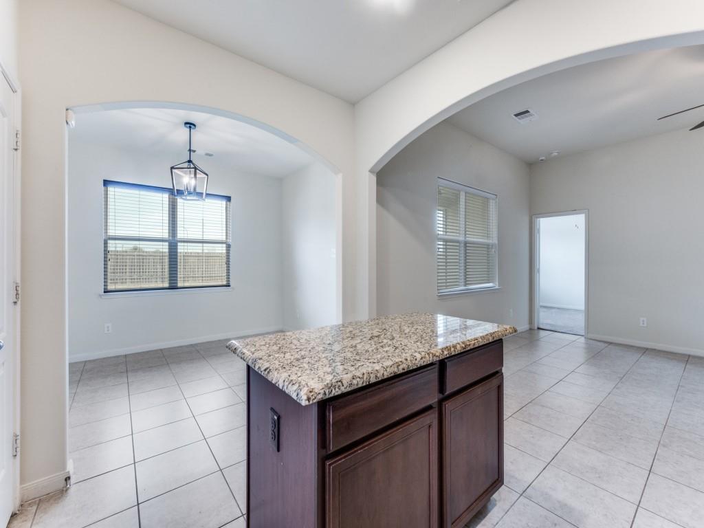 4104 Tower Bridge Lane