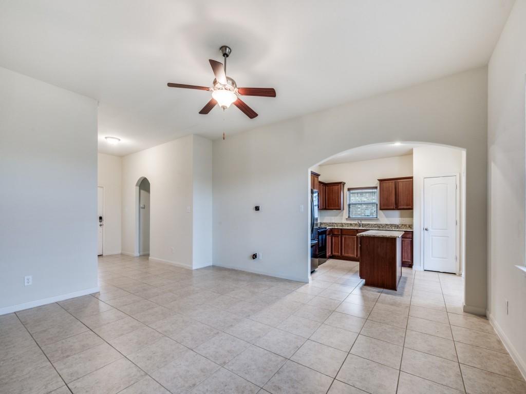 4104 Tower Bridge Lane