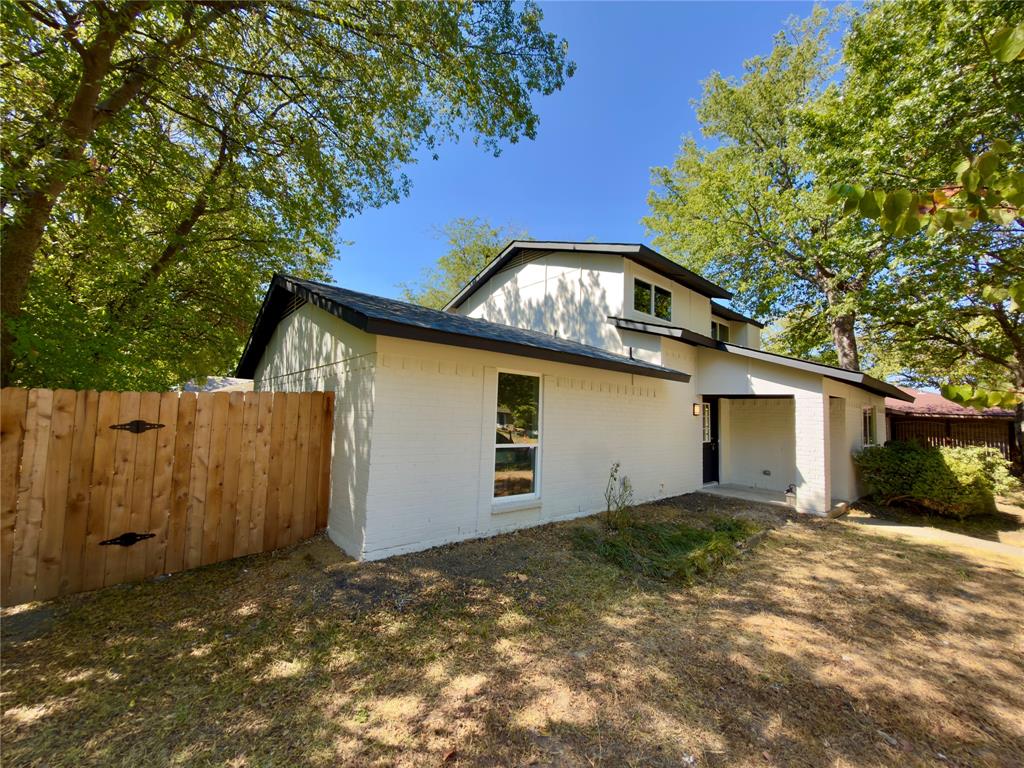 1834 Caldwell