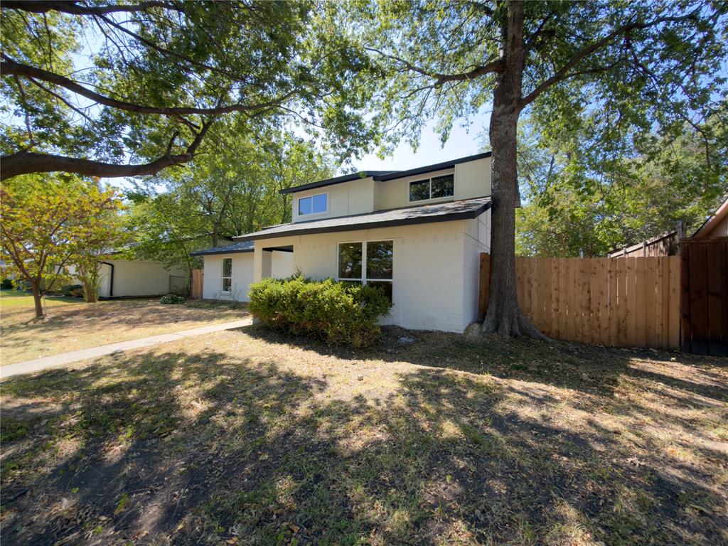 1834 Caldwell