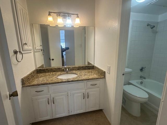 Preston Oaks Crossing Condos 01 & 02 - Residential Lease