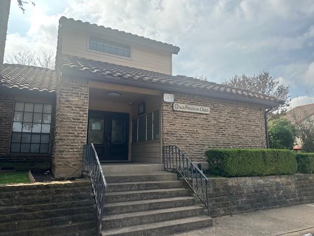 Preston Oaks Crossing Condos 01 & 02 - Residential Lease