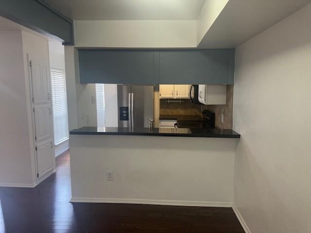 Preston Oaks Crossing Condos 01 & 02 - Residential Lease