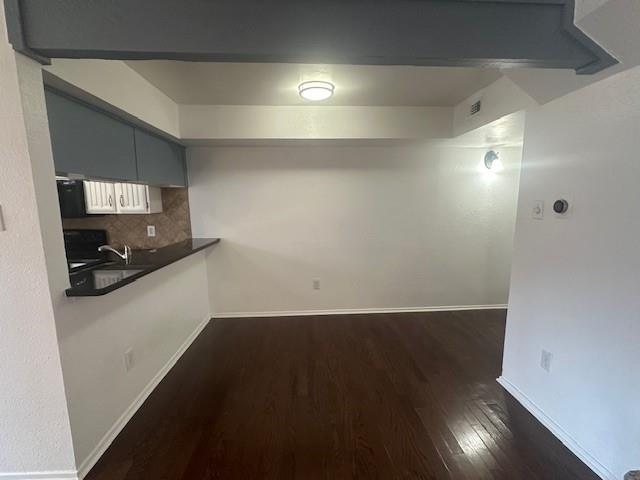 Preston Oaks Crossing Condos 01 & 02 - Residential Lease