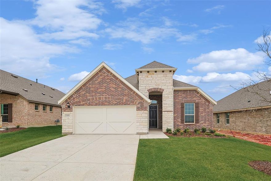 Beautiful New Construction Single-Story Brightland Home! The Palm Plan offers 1,967 sq ft of living space, with 4 bedrooms, 2 bathrooms, and a 2-car garage – plus so much more! The spacious kitchen opens to the great room, dining room and covered patio – the perfect spot for entertaining. The flex room is a bonus for anyone working from home. The owner’s suite leads to a luxurious owner’s bath with dual sinks and large shower – with a incredible walk-in closet. Located in the northern part of the DFW metroplex, you can enjoy nearby big-city entertainment in a peaceful, family-friendly town. Its close proximity to the 380 Corridor provides easy access to the Dallas North Tollway and Interstate 35, leading to massive employment centers in both Denton and Dallas. Additionally, school-aged children will receive an education from the academically recognized Aubrey ISD.