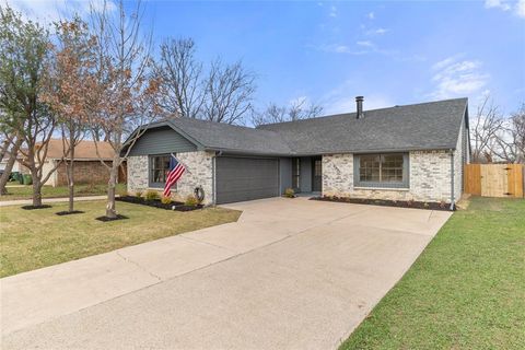 2301 Sharpshire Lane Arlington TX 76014