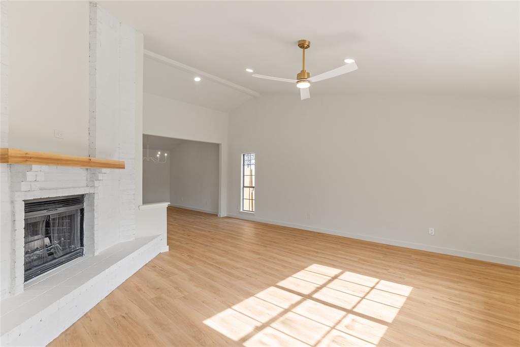 2301 Sharpshire Lane