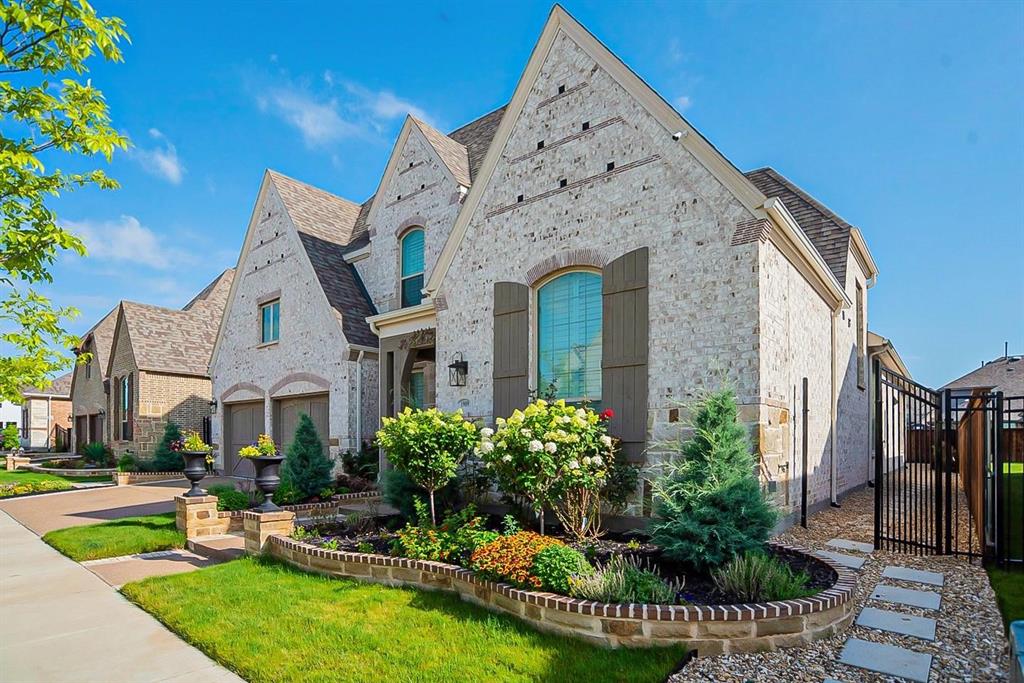 1909 Green Jasper Place
