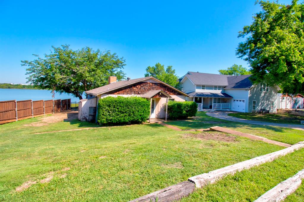 12465 Redbud Lane