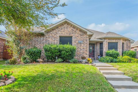 2937 Mayfair Lane Lancaster TX 75134
