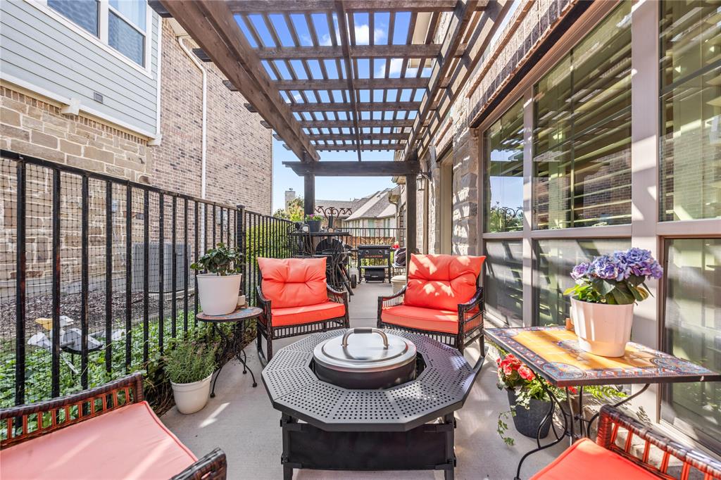 Viridian Village 1d - Residential