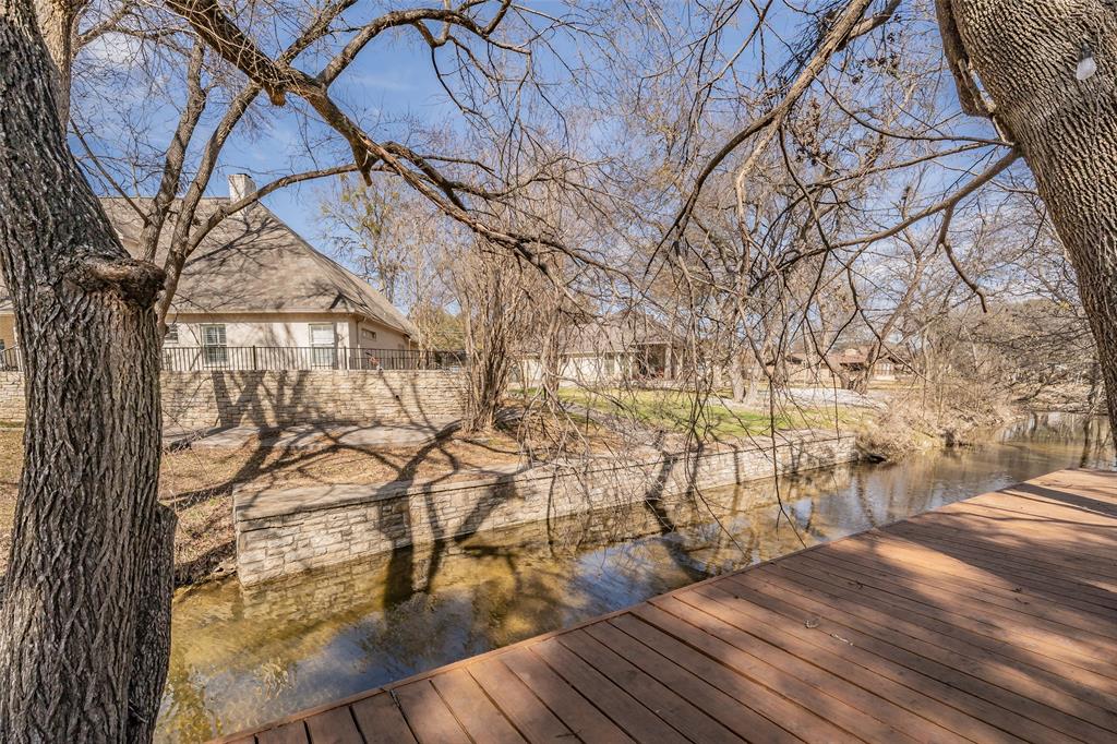 Decordova Bend Estate - Residential