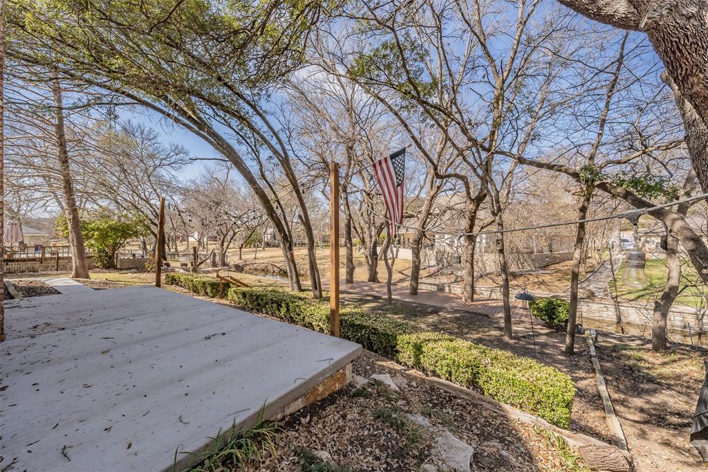 Decordova Bend Estate - Residential