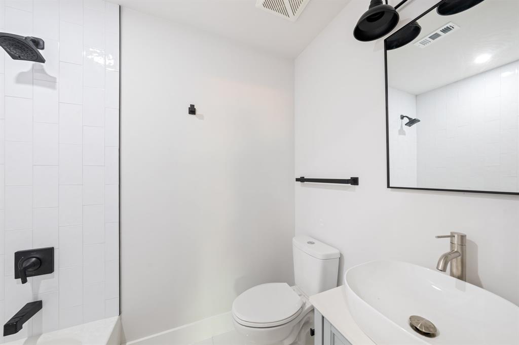 College Park Inst 01 - Residential