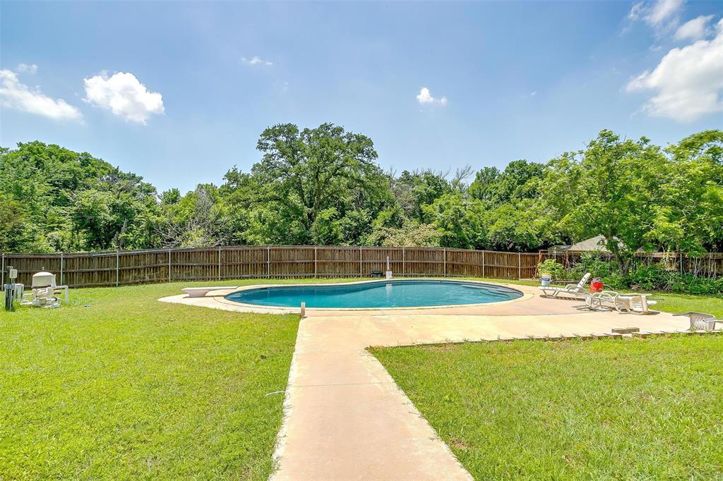 502 Roaring Springs Drive