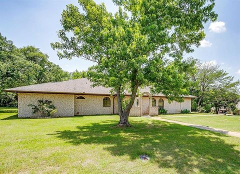 502 Roaring Springs Drive Joshua TX 76058
