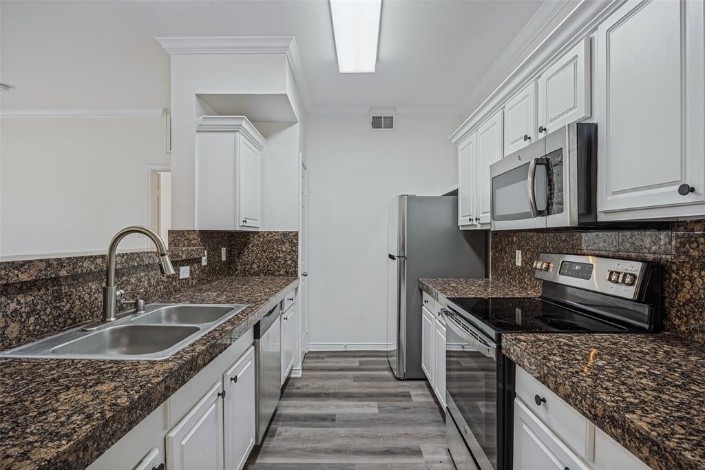 2524 Preston Road 206