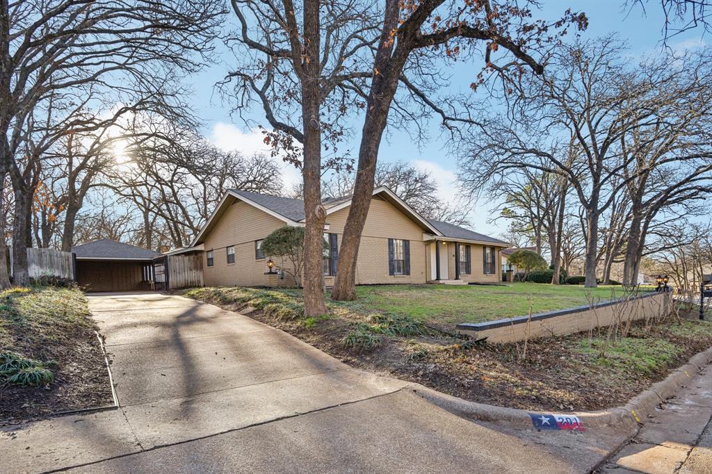 201 Trailwood Drive