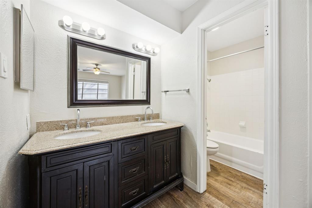 Hollows North Condo - Residential