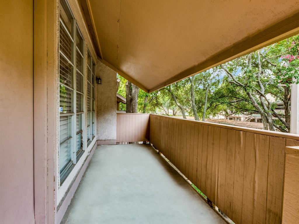 Hollows North Condo - Residential