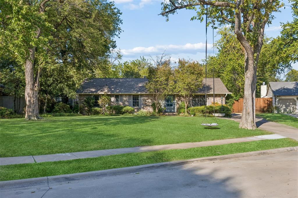 1004 Cedar Lane