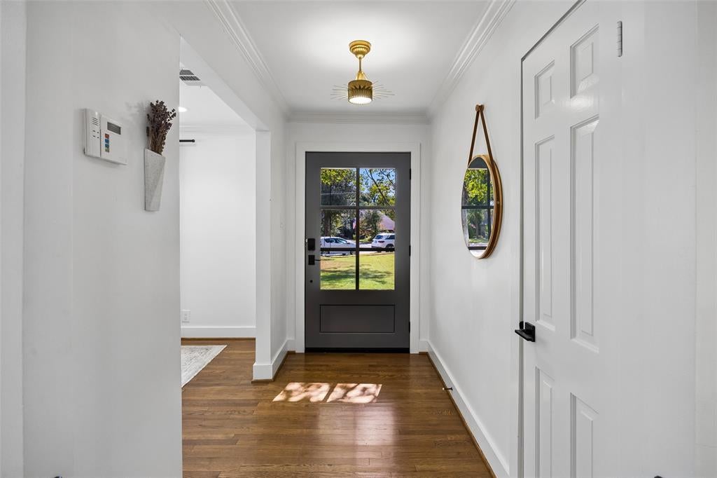 1004 Cedar Lane