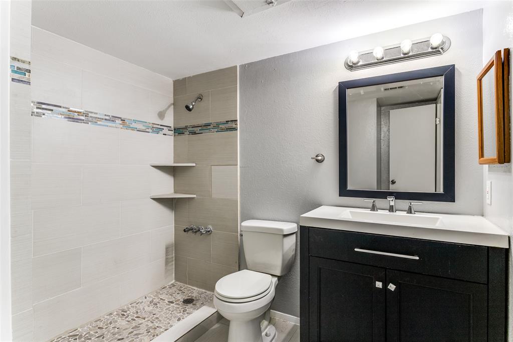 River Oaks Condos - Residential