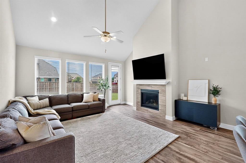 2551 Canary Grass Lane