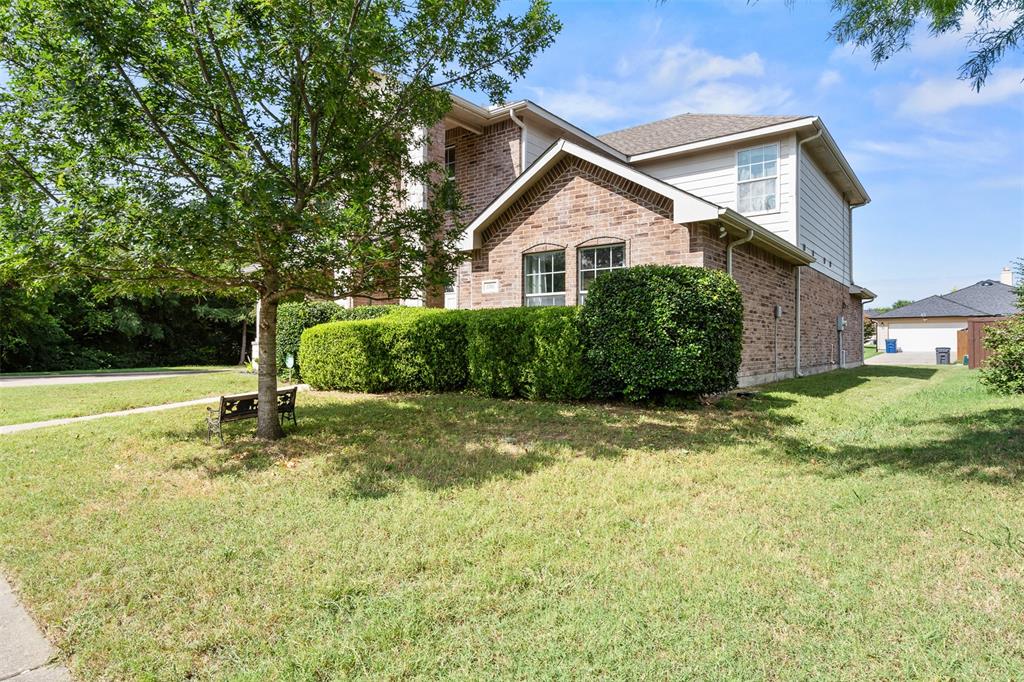 Silhouette 01 - Residential