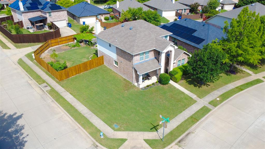 Silhouette 01 - Residential