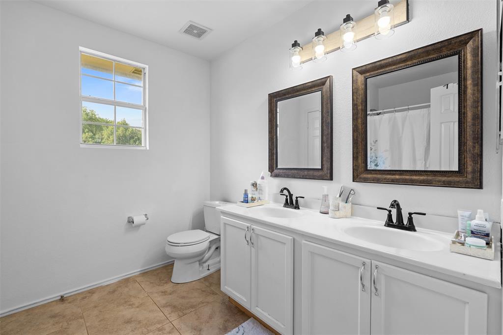 Silhouette 01 - Residential