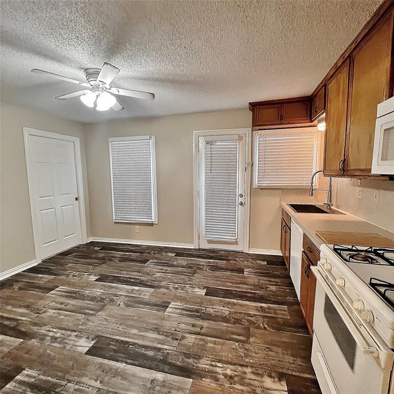 Avacion Parque - Residential Lease