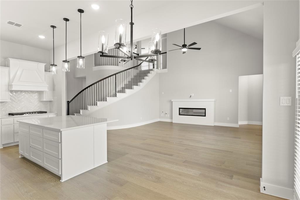 828 Bleriot Drive