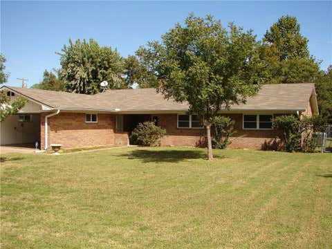 Photo of 1213 Mockingbird Street, Stephenville, TX 76401 (MLS # 21347287)