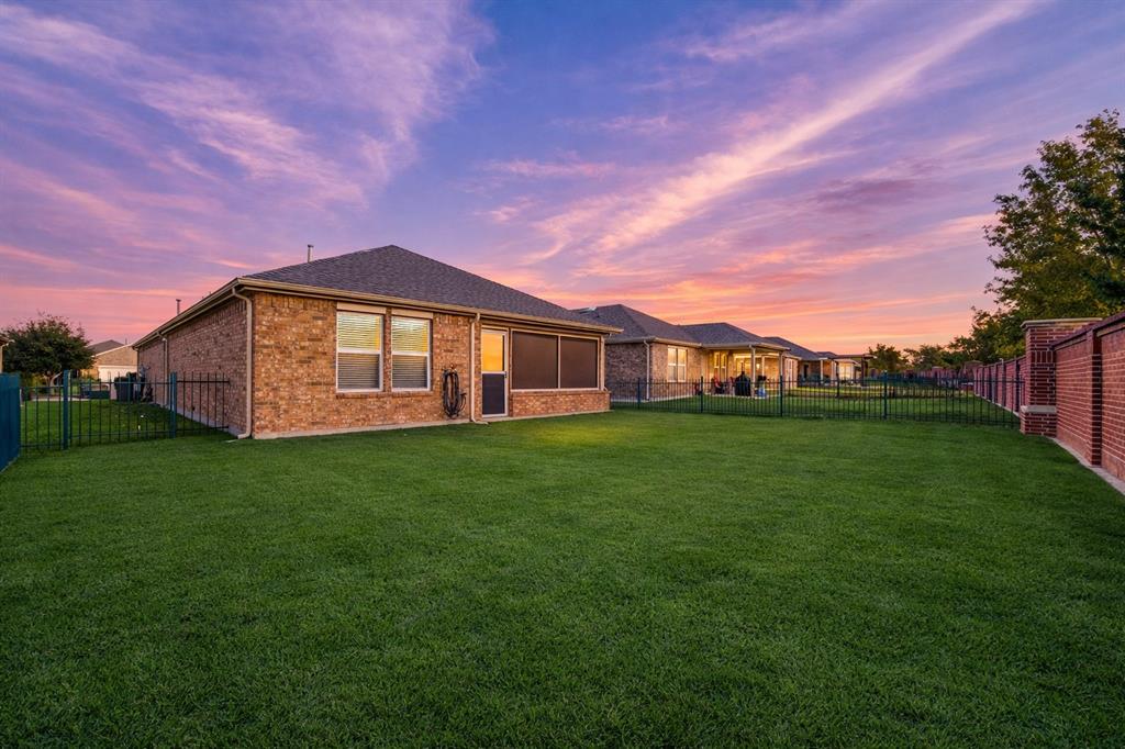 2325 Beachfront Drive