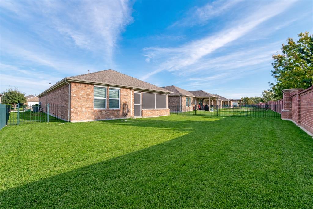 Frisco Lakes By Del Webb Villa - Residential