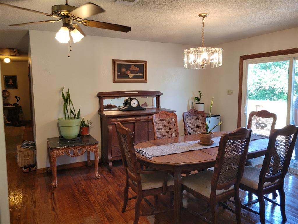 174 Glen Oaks Drive