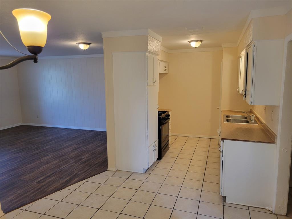 Bruton Terrace - Residential Lease