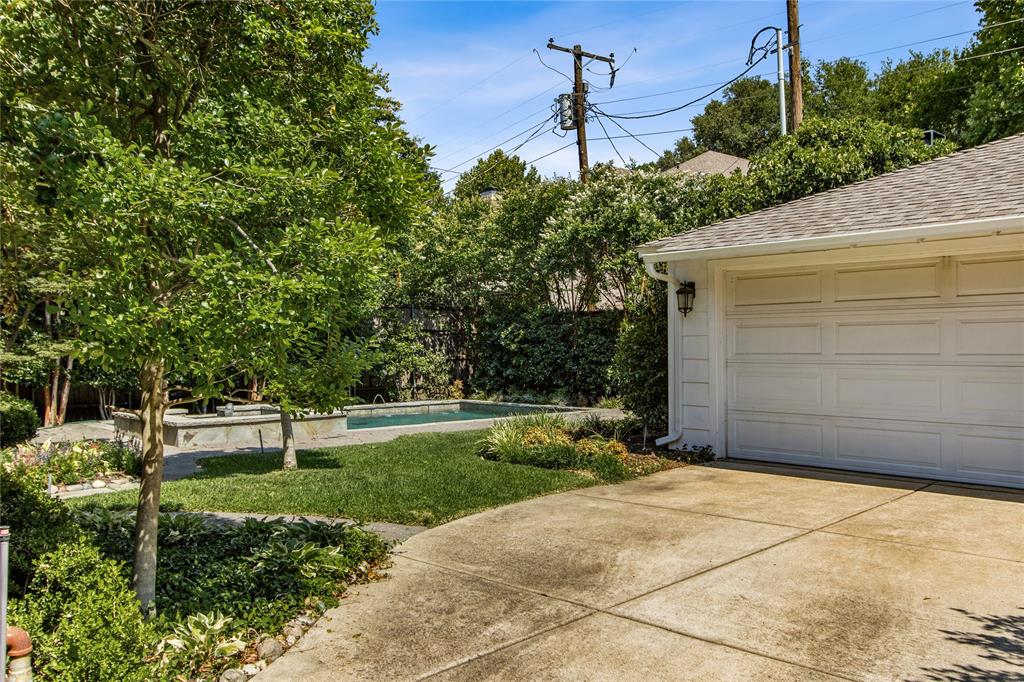 Caruth Hills 10 - Residential