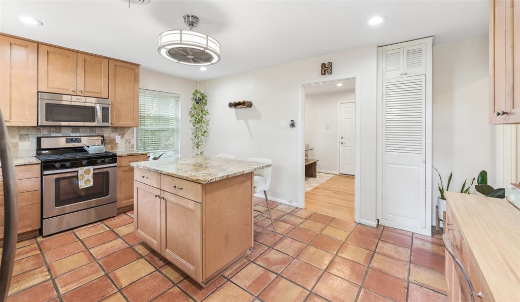 Lake Terrace - Residential