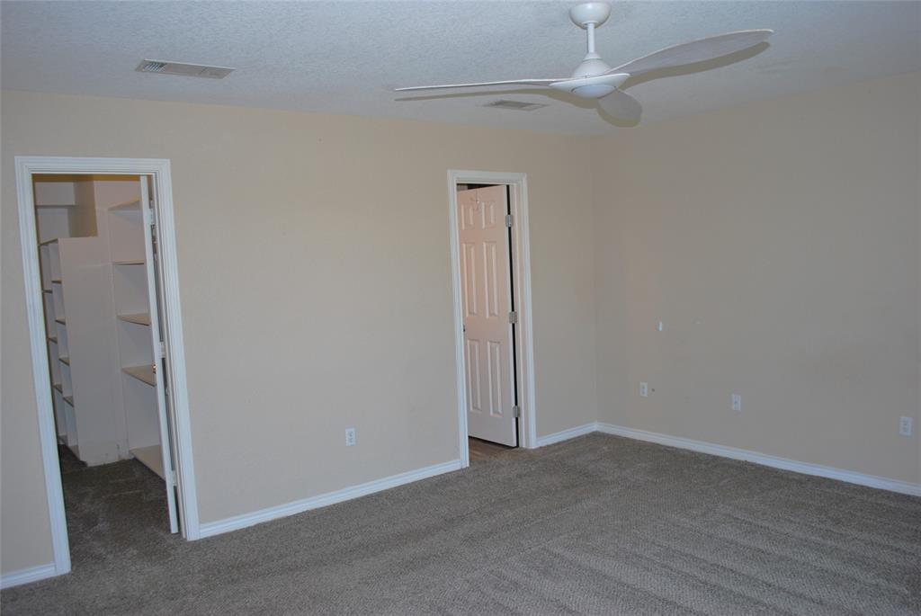 DAVID MC IVER - Farm