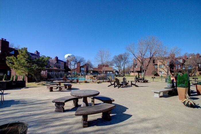 Oak Creek Condo - Residential