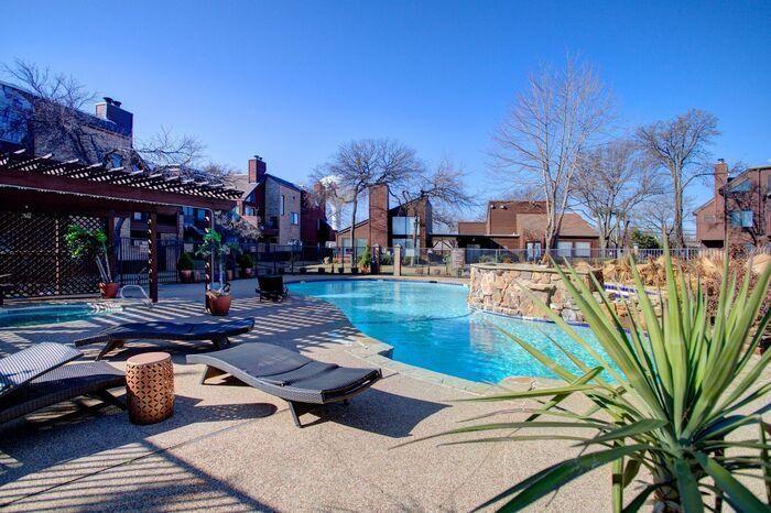 Oak Creek Condo - Residential